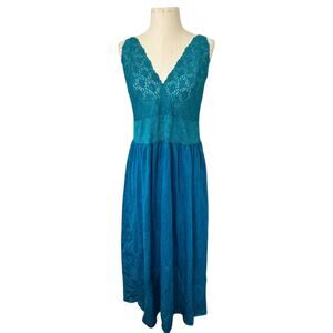 Vintage Vanity Fair USA Turquoise Blue Lace Full Length Night Dress Gown size L